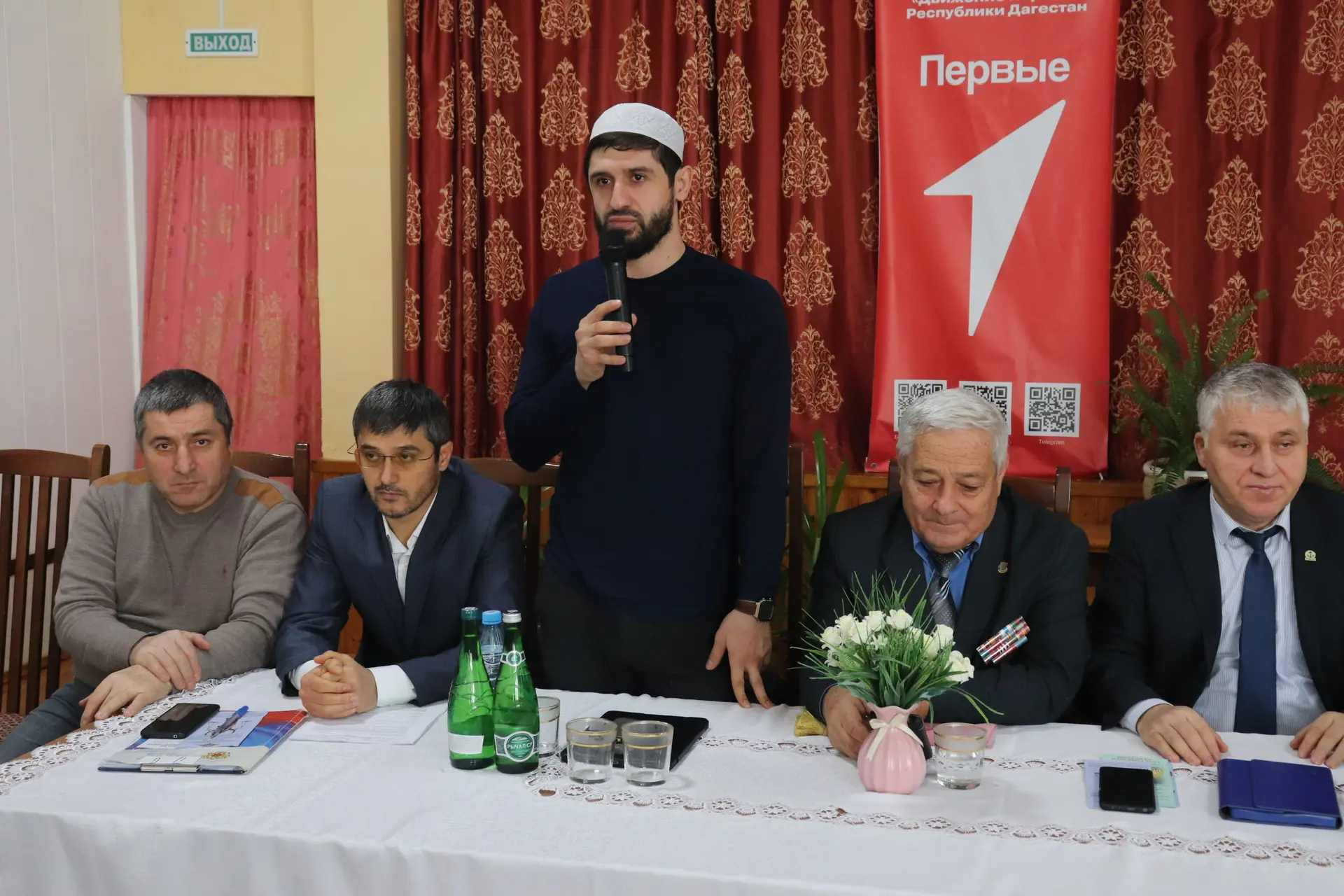 Разговор о гармонии, традициях и интернет-безопасности. Беседы со школьниками прошли в Кизилюртовском районе